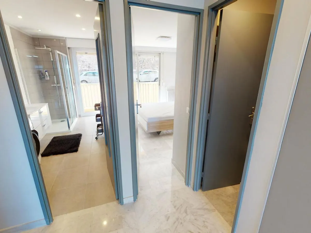 Апартаменты Superbe 2P Au 5Eme Etage Avec Terrasse Face A La Mer Et Parking Prive - Menton, Garavan - Fr-1-196-293